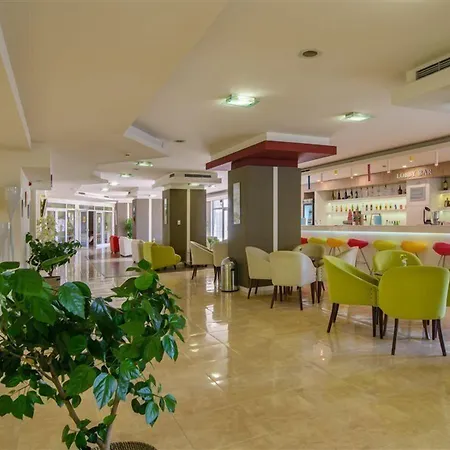 Madara Park Hotel 4*