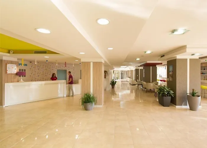 Madara Park Golden Sands