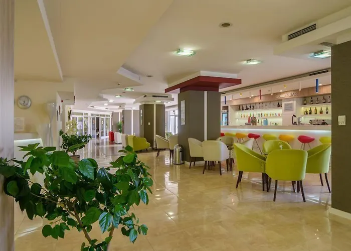 Madara Park Hotel 4*