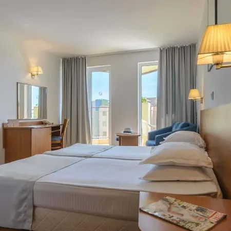 Madara Park Hotel Goudstrand