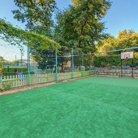Madara Park 4* Goudstrand