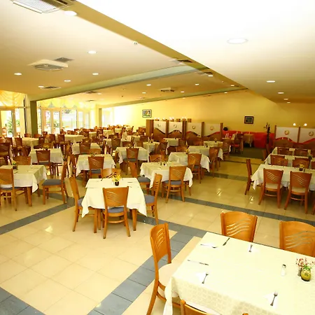 Madara Park 4* Golden Sands