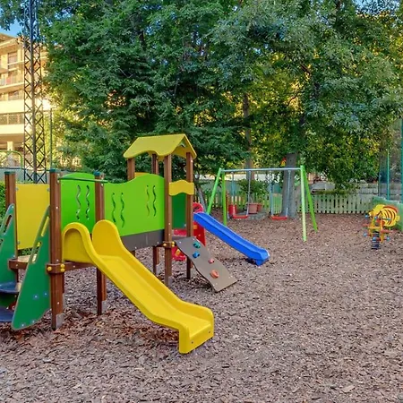 Madara Park 4* Golden Sands