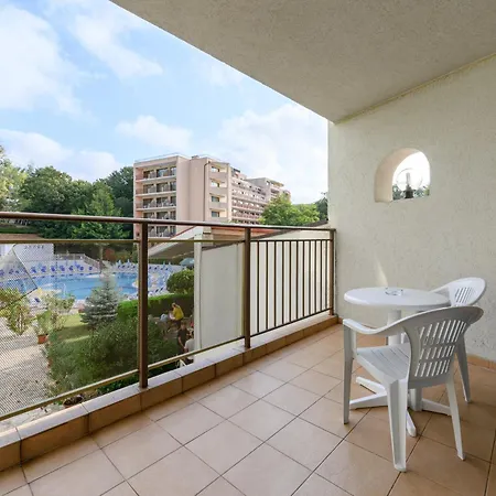 Hotel Madara Park 4*