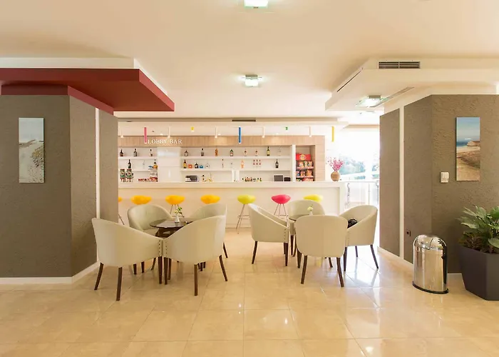 Ξενοδοχείο Madara Park 4*