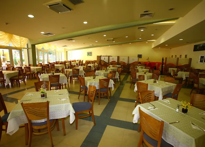 Ξενοδοχείο Madara Park