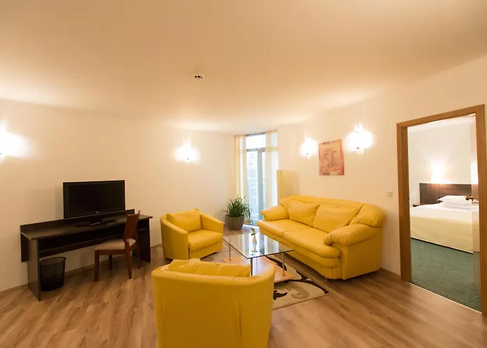 Madara Park Ξενοδοχείο 4*